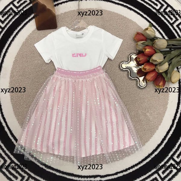 baby clothes child sets kids designer t shirt 2pcs summer t-shirt and pink shiny leather skirt tracksuit outdoor size 100-160 cm mar20, White
baby clothes child sets kids designer t shirt 2pcs summer t-shirt and pink shiny leather skirt tracksuit outdoor size 100-160 cm mar20, White