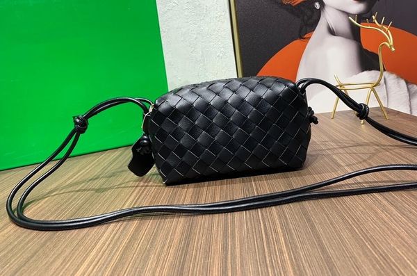 fashion brand tote handbags luxury business dress bag designer handbag flower design high qualit #6860
fashion brand tote handbags luxury business dress bag designer handbag flower design high qualit #6860