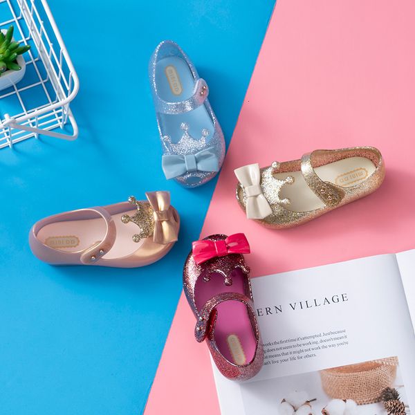 slipper mini dd children cute sandals beach shoes girl jelly crown summer soft melissa toddler dd001 230325, Black;grey
slipper mini dd children cute sandals beach shoes girl jelly crown summer soft melissa toddler dd001 230325, Black;grey