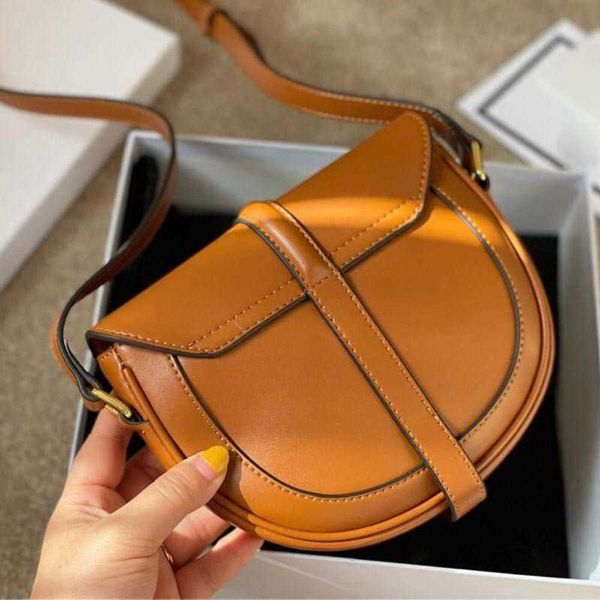 crossbody bags women's leather wallet brand designer handbag pure color shoulder simple atmosphere messenger women purses besace 211028
crossbody bags women's leather wallet brand designer handbag pure color shoulder simple atmosphere messenger women purses besace 211028