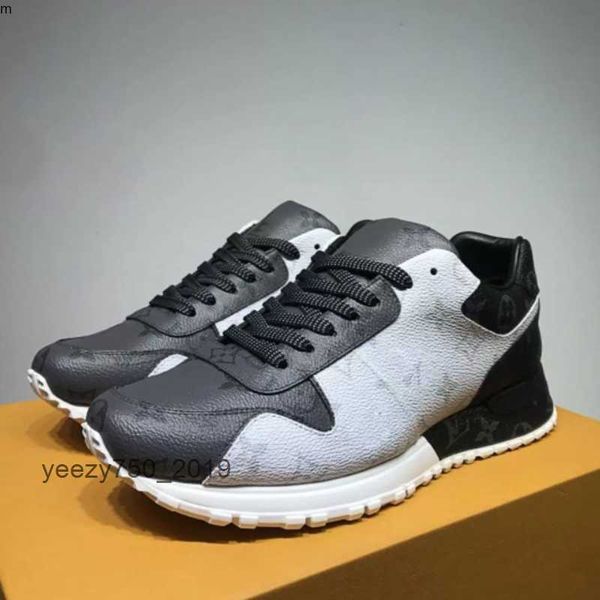 luxury designer shoes men casual shoe white bone block personality design breathable comfort are s shlouiseityviutonity
luxury designer shoes men casual shoe white bone block personality design breathable comfort are s shlouiseityviutonity