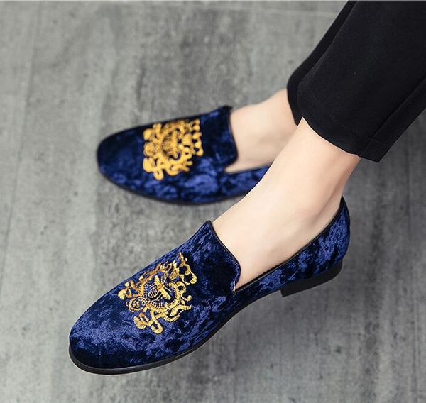wedding dress shoes casual men loafers new big size lazy peas shoes embroidery moccasins shoes suede leather shoes, Black 
wedding dress shoes casual men loafers new big size lazy peas shoes embroidery moccasins shoes suede leather shoes, Black