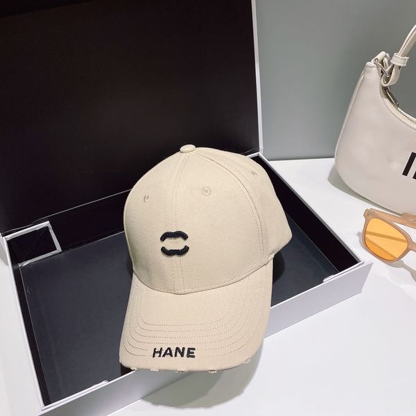 luxury designer hat solid color duck tongue cap casual sun hats simple and versatile men and women with the same paragraph sports hat, Blue;gray
luxury designer hat solid color duck tongue cap casual sun hats simple and versatile men and women with the same paragraph sports hat, Blue;gray