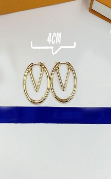 women hoops earrings fashion womens big circle simple earring jewelry luxurys designer earrings letter stud earring whole g2203590888, Golden;silver
women hoops earrings fashion womens big circle simple earring jewelry luxurys designer earrings letter stud earring whole g2203590888, Golden;silver