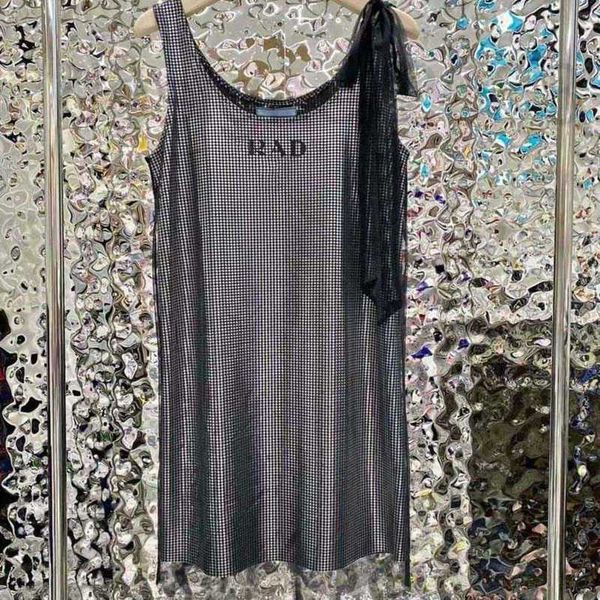 casual dresses designer women brand vest sling skirt new style crystal diamond chiffon net yarn skirts clothing qxzk, Black;gray
casual dresses designer women brand vest sling skirt new style crystal diamond chiffon net yarn skirts clothing qxzk, Black;gray