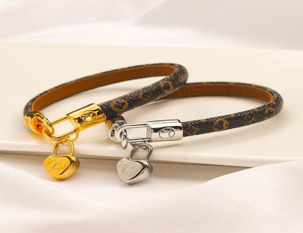 designers mens womens heart bangle luxury designer jewelry faux leather 18k gold plated stainless steel brand letter bracelet wome9351798, Black
designers mens womens heart bangle luxury designer jewelry faux leather 18k gold plated stainless steel brand letter bracelet wome9351798, Black