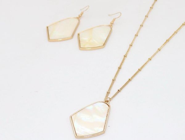 white shell geometric cute pendant necklace popular designs trendy simple sweet necklace jewelry for women6807839, Silver
white shell geometric cute pendant necklace popular designs trendy simple sweet necklace jewelry for women6807839, Silver