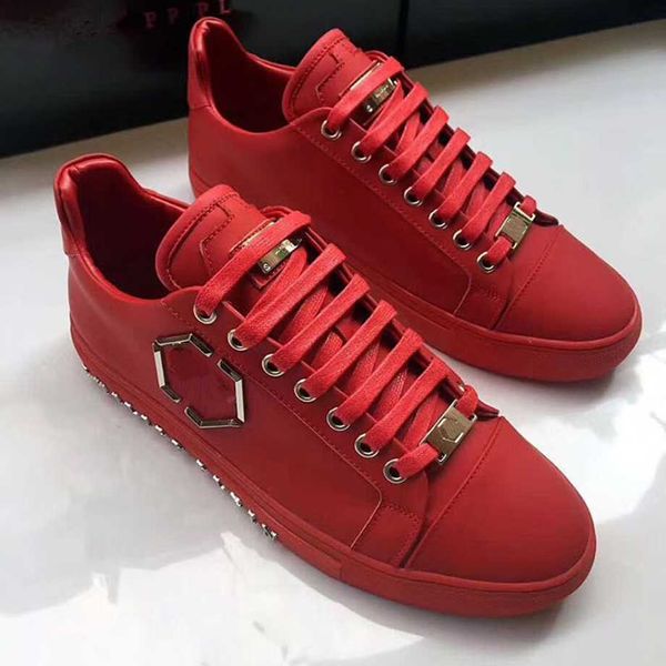 new handmade rivet pp men's shoes fashion casual shoes leather flat heel walking shoes size38-45
new handmade rivet pp men's shoes fashion casual shoes leather flat heel walking shoes size38-45