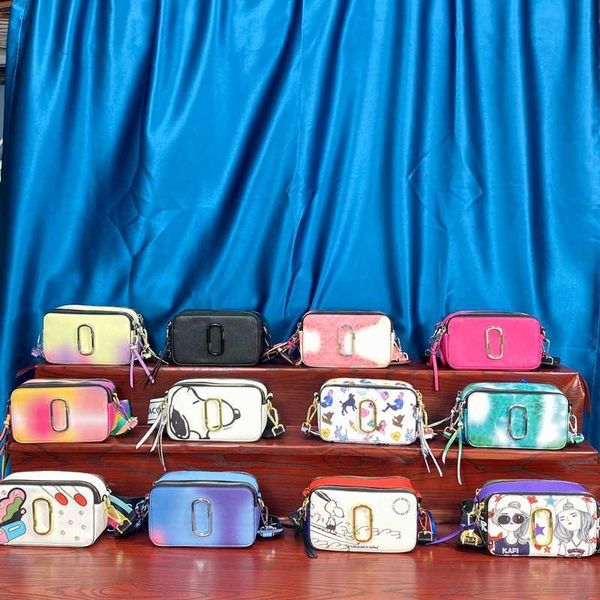 wholesale camera bag 2023 new cartoon small square bag fashion versatile one shoulder crossbody snapsbag, Red;black
wholesale camera bag 2023 new cartoon small square bag fashion versatile one shoulder crossbody snapsbag, Red;black