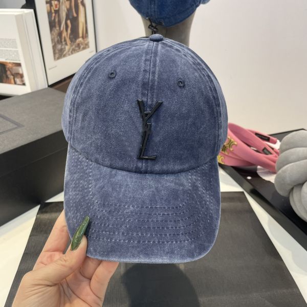 luxury embroidery letter baseball cap sun shade adjustable hat women's hip hop versatile style solid, Blue;gray
luxury embroidery letter baseball cap sun shade adjustable hat women's hip hop versatile style solid, Blue;gray