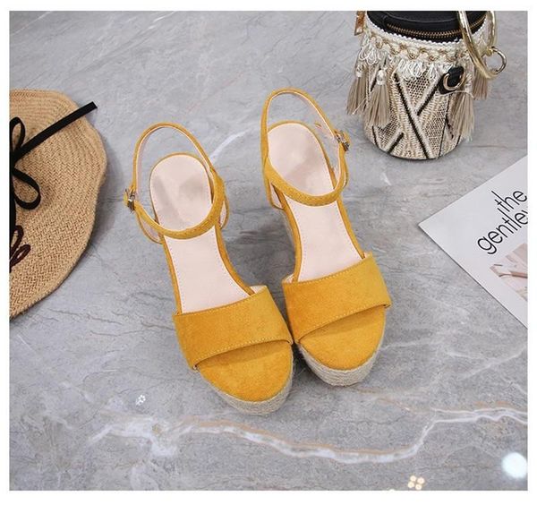 designer fashion ladies flats heels woman sandal designer shoes platform heel genuine leather fisherman casual non slip wearable fashion lad, Black
designer fashion ladies flats heels woman sandal designer shoes platform heel genuine leather fisherman casual non slip wearable fashion lad, Black