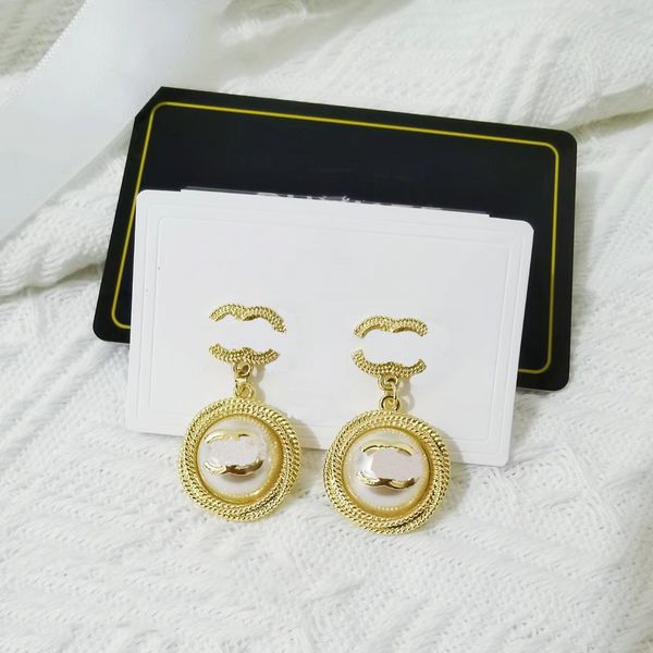 luxury classic style designer letter stud earrings figure gold plated pendant earring for women jewelry accessory gifts, Golden;silver
luxury classic style designer letter stud earrings figure gold plated pendant earring for women jewelry accessory gifts, Golden;silver