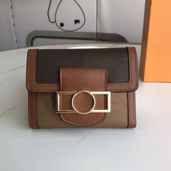 clutch bag wallet luxurys designers wallets metal hasp coin key purse women card holders leather zipper pocket bag card holder purses with b, Red;black
clutch bag wallet luxurys designers wallets metal hasp coin key purse women card holders leather zipper pocket bag card holder purses with b, Red;black
