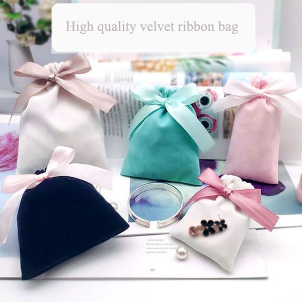 jewelry boxes velvet gift bags jewelry ribbon dust sack 7x9cm 10x12cm 12x15cm pack of 50 eyelashes makeup lipstick drawstring pouches 230325, Black;white
jewelry boxes velvet gift bags jewelry ribbon dust sack 7x9cm 10x12cm 12x15cm pack of 50 eyelashes makeup lipstick drawstring pouches 230325, Black;white