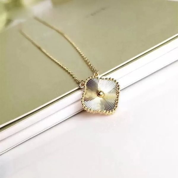 solid silver luxury four leaf clover necklace mother of pearl pendant flower designer necklaces jewelry cleef 18k gold chain van vintage for
solid silver luxury four leaf clover necklace mother of pearl pendant flower designer necklaces jewelry cleef 18k gold chain van vintage for