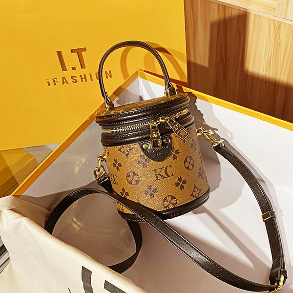 presbyopia portable rich bucket famous designer bucket bag female 2023 new explosive crossbody bag senior sense cylinder bag
presbyopia portable rich bucket famous designer bucket bag female 2023 new explosive crossbody bag senior sense cylinder bag