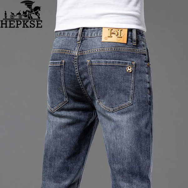 light h family luxury fashion brand high-end jeans men's comfortable leisure breathable elastic straight tube long pants spring and sum, Blue
light h family luxury fashion brand high-end jeans men's comfortable leisure breathable elastic straight tube long pants spring and sum, Blue