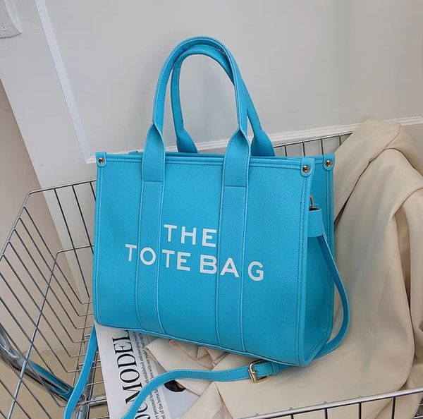 weekend hobo the tote bags womens mens work luxury burlon square handbag underarm shopper bags handle designer clutch cross body shoulder be
weekend hobo the tote bags womens mens work luxury burlon square handbag underarm shopper bags handle designer clutch cross body shoulder be