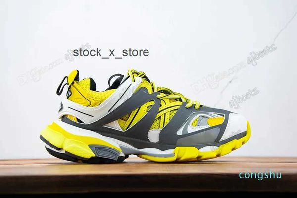 luxury brand designer men women casual shoes track 3 3.0 triple white black 3 
luxury brand designer men women casual shoes track 3 3.0 triple white black 3