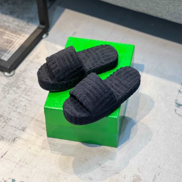 Slippers sandals Women Designer Slides Fabric Rubber fur cotton Outsole Grass Green Thick Bottom Slipper wedge fluffy resort Sponge sandal 
Slippers sandals Women Designer Slides Fabric Rubber fur cotton Outsole Grass Green Thick Bottom Slipper wedge fluffy resort Sponge sandal