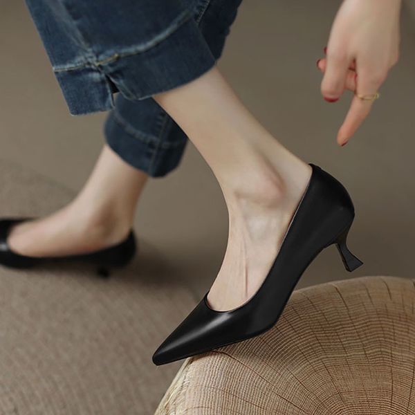 dress shoes 5cm women pumps woven pointed toe dress shoes fashion ladies designer shoes bowtie boat shoes plus size 41 42 43 8634c 230327, Black
dress shoes 5cm women pumps woven pointed toe dress shoes fashion ladies designer shoes bowtie boat shoes plus size 41 42 43 8634c 230327, Black