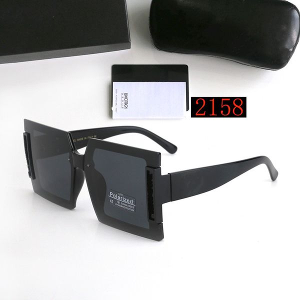 designer sunglass fashion sunglasses women men letter print goggle summer optional with box cl 2158, White;black
designer sunglass fashion sunglasses women men letter print goggle summer optional with box cl 2158, White;black