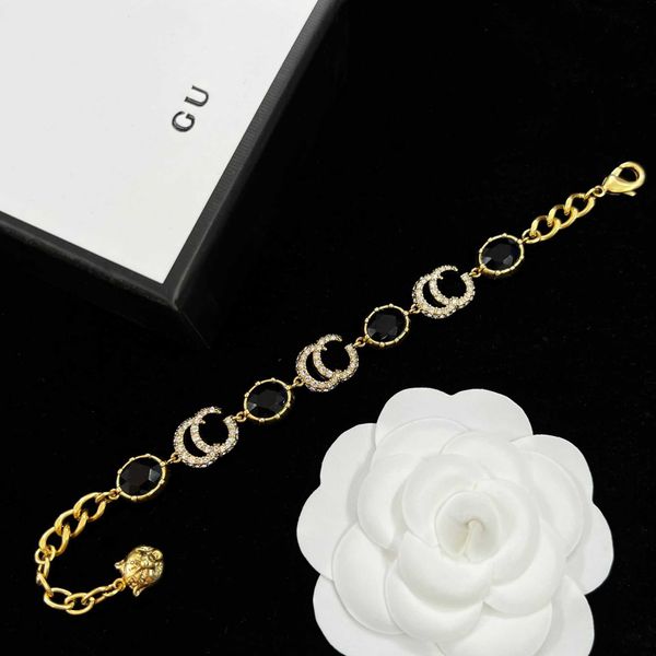 2023 designer gujia/gjia new white black chain double g letter diamond bracelet women's light luxury cool style
2023 designer gujia/gjia new white black chain double g letter diamond bracelet women's light luxury cool style