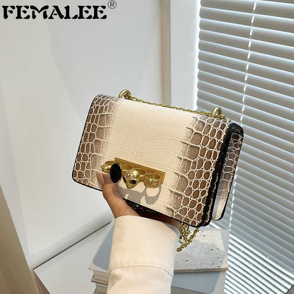 evening bags feamle snake pattern messenger bags skull knucklebox lock flap handbag fashion purse girls shoulder bag women designe bag j2303
evening bags feamle snake pattern messenger bags skull knucklebox lock flap handbag fashion purse girls shoulder bag women designe bag j2303