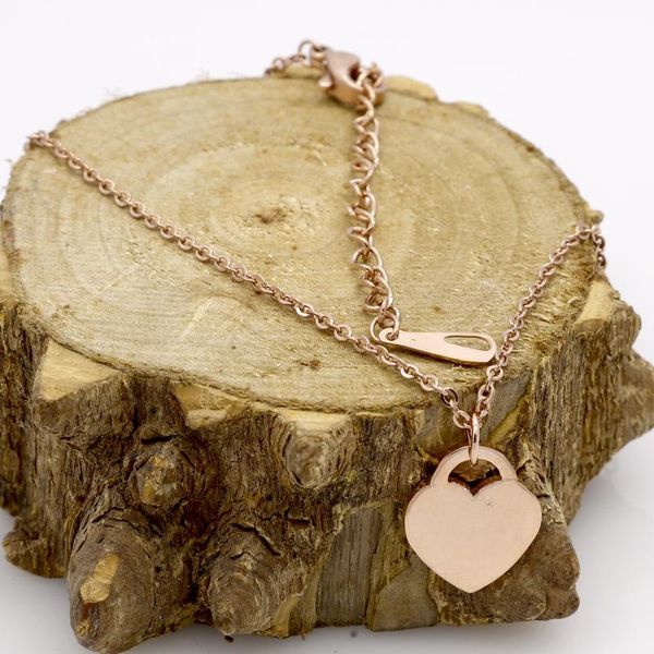 stainless steel heart-shaped necklace short female jewelry 18k gold titanium peach heart necklace pendant for woman, Silver
stainless steel heart-shaped necklace short female jewelry 18k gold titanium peach heart necklace pendant for woman, Silver
