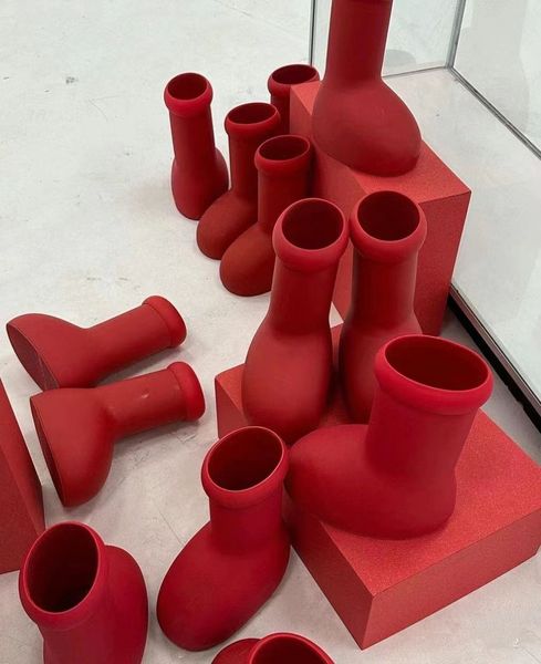 mschf big red boot oiled or rubber boots for wet weather creative and lovely rubber sole is light on the foot with box, Black
mschf big red boot oiled or rubber boots for wet weather creative and lovely rubber sole is light on the foot with box, Black