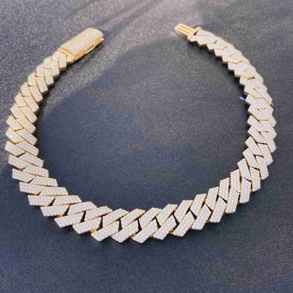 20mm width hand setting iced moissanite diamond 18k gold plated necklaces for men 925 sterling silver necklace cuban chain
20mm width hand setting iced moissanite diamond 18k gold plated necklaces for men 925 sterling silver necklace cuban chain