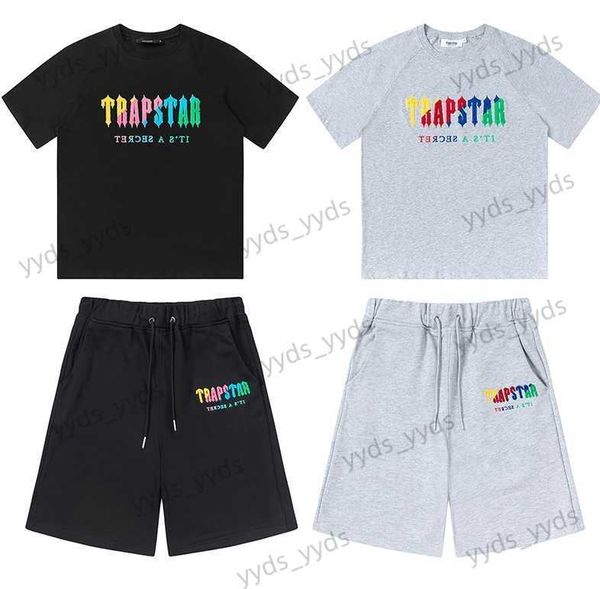 men's tracksuits trapstar rainbow towel embroidery street loose relaxed short sleeve shorts sports set t230327, Gray
men's tracksuits trapstar rainbow towel embroidery street loose relaxed short sleeve shorts sports set t230327, Gray