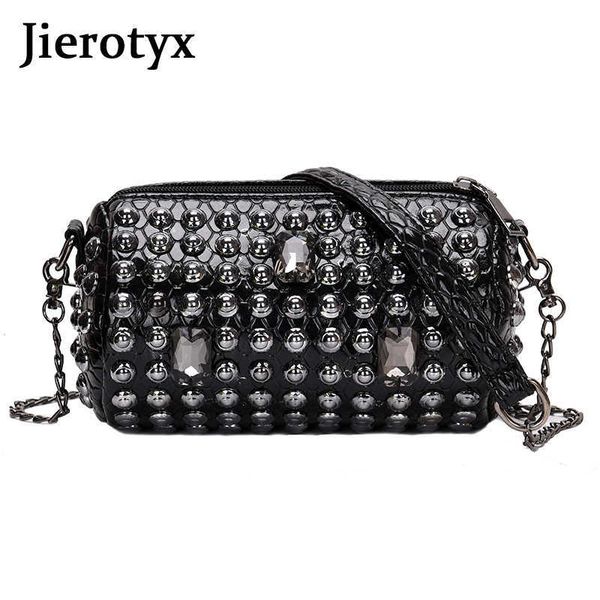 evening bags jierotyx punk style women bag with women messenger bags with chain shoulder bag barrelshaped female cross body purse j230327
evening bags jierotyx punk style women bag with women messenger bags with chain shoulder bag barrelshaped female cross body purse j230327