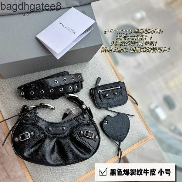 le cagole bag 2023 designer bags lecagole women's pleated underarm locomotive fashion one shoulder crossbody three in d2ij
le cagole bag 2023 designer bags lecagole women's pleated underarm locomotive fashion one shoulder crossbody three in d2ij