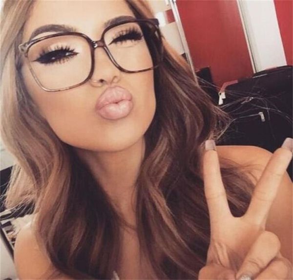 2019 fashion women square glasses frame transparent eyeglasses frame vintage clear lens glasses retro optical spectacle1220742, Black
2019 fashion women square glasses frame transparent eyeglasses frame vintage clear lens glasses retro optical spectacle1220742, Black