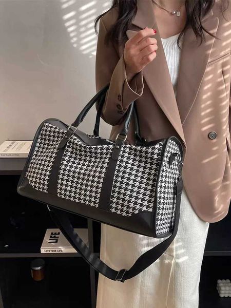duffel bags 2023 fashion houndstooth leather travel bag large size luggage packing cubes casual travel ladies handbags new malas de viagem j
duffel bags 2023 fashion houndstooth leather travel bag large size luggage packing cubes casual travel ladies handbags new malas de viagem j