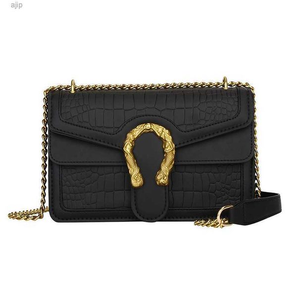 vintage clutch shoulder bag small crocodile crossbody chain purse designer hands for women (black)
vintage clutch shoulder bag small crocodile crossbody chain purse designer hands for women (black)