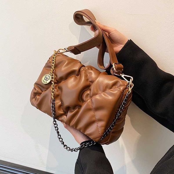 evening bags luxury brand bag designer 2023 small women handbags plaid chain cross body bag y2k ladies messenger purse j230327
evening bags luxury brand bag designer 2023 small women handbags plaid chain cross body bag y2k ladies messenger purse j230327