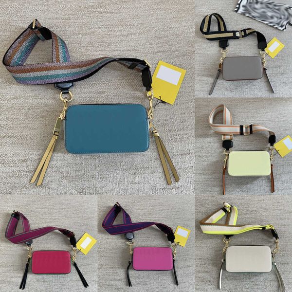 snapsluxury bags women designers shoulder bags m wide straps handbags wallet brand crossbody flap fashion purse 230218
snapsluxury bags women designers shoulder bags m wide straps handbags wallet brand crossbody flap fashion purse 230218