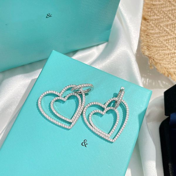 luxury designer earring diamond heart stud earrings women jewelry earrings classic noble gift birthday valentine day gift, Golden;silver
luxury designer earring diamond heart stud earrings women jewelry earrings classic noble gift birthday valentine day gift, Golden;silver