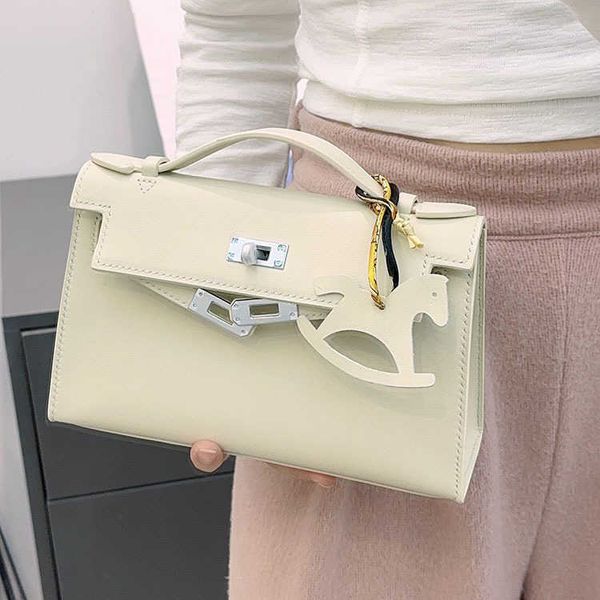 birkins in spring and summer of 2023 kel's first generation swift leather handbag with single-shoulder cross-body chain for women 68jr
birkins in spring and summer of 2023 kel's first generation swift leather handbag with single-shoulder cross-body chain for women 68jr