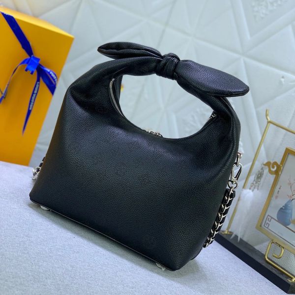 7a quality perforated mahina leather shoulder bag m20700 cream beige womens knot-shape designer handle bag braided chain luxury cross body
7a quality perforated mahina leather shoulder bag m20700 cream beige womens knot-shape designer handle bag braided chain luxury cross body
