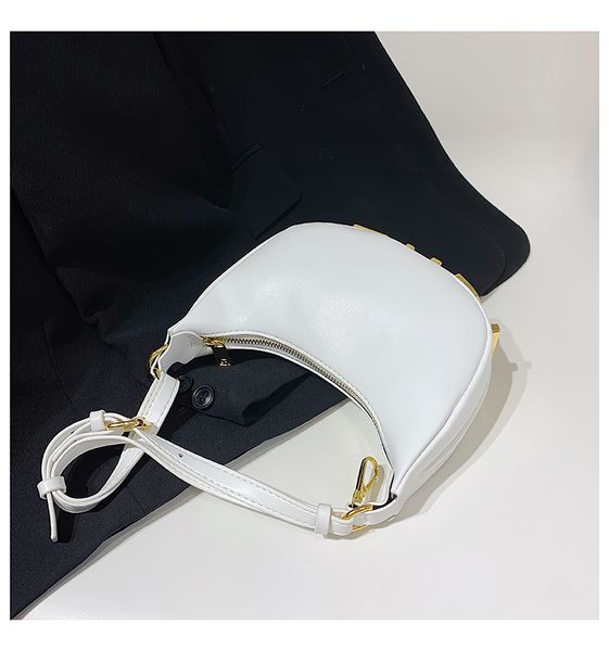 summer spring 2023 new trendy all-match women's messenger bag chain leather fashion grils samll shoulder bag wrist bags two shoulders s
summer spring 2023 new trendy all-match women's messenger bag chain leather fashion grils samll shoulder bag wrist bags two shoulders s