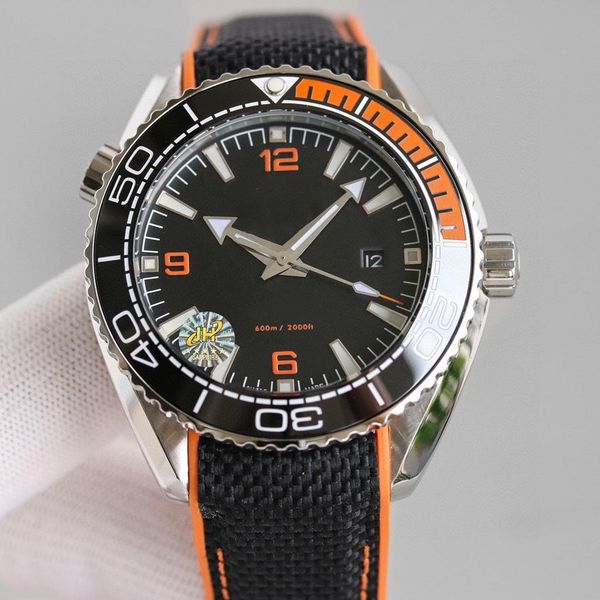 0 0 men wristwatches movement watches 43.5mm dial sapphire automatic 8900 mechanical 316l fine steel watch calendar, Slivery;brown
0 0 men wristwatches movement watches 43.5mm dial sapphire automatic 8900 mechanical 316l fine steel watch calendar, Slivery;brown