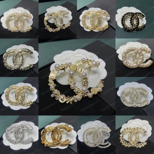 famous design gold g brand luxurys desinger brooch women rhinestone pearl letter brooches suit pin fashion jewelry clothing decoration acces, Gray
famous design gold g brand luxurys desinger brooch women rhinestone pearl letter brooches suit pin fashion jewelry clothing decoration acces, Gray