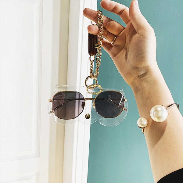 sunglasses cases bags 2022 ins popular cute pvc laser eyeglasses case transparent women sunglasses protection cover unique metal chain glass
sunglasses cases bags 2022 ins popular cute pvc laser eyeglasses case transparent women sunglasses protection cover unique metal chain glass