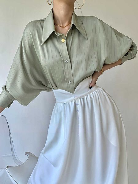 women's blouses shirts mozuleva stylish elegant lapel women satin blouses shirts 2022 autumn single-breasted full sleeve loose female s, White
women's blouses shirts mozuleva stylish elegant lapel women satin blouses shirts 2022 autumn single-breasted full sleeve loose female s, White