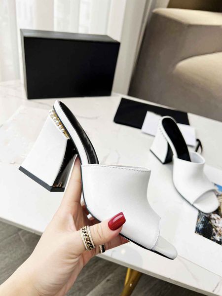 2023 women's sandals open toe thick heel summer sandals leather designer classic elegant channel temperament sandals x094, Black
2023 women's sandals open toe thick heel summer sandals leather designer classic elegant channel temperament sandals x094, Black