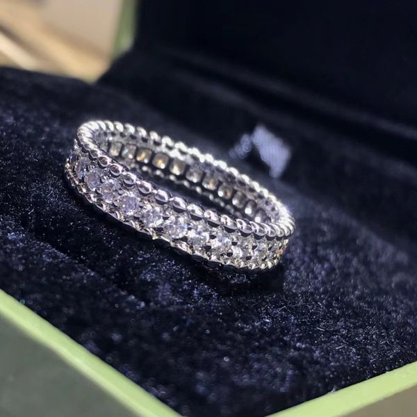 designer ring ladies luxury fashion classic jewelry diamond ring 18k silver plated gift exquisite wedding rose gold engagement ring couple t
designer ring ladies luxury fashion classic jewelry diamond ring 18k silver plated gift exquisite wedding rose gold engagement ring couple t