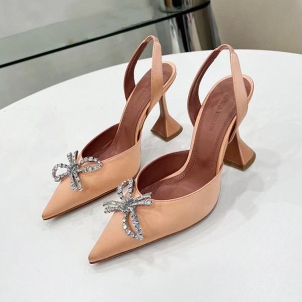 amina crystal-embellished begum muaddi buckle stain pumps shoes spool heels sandals women's luxury designers dress shoe evening slingba, Black
amina crystal-embellished begum muaddi buckle stain pumps shoes spool heels sandals women's luxury designers dress shoe evening slingba, Black